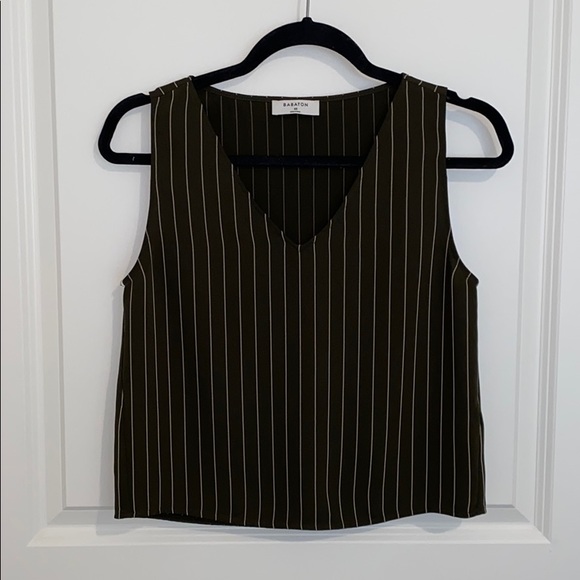 Aritzia Other - Aritzia v neck tank